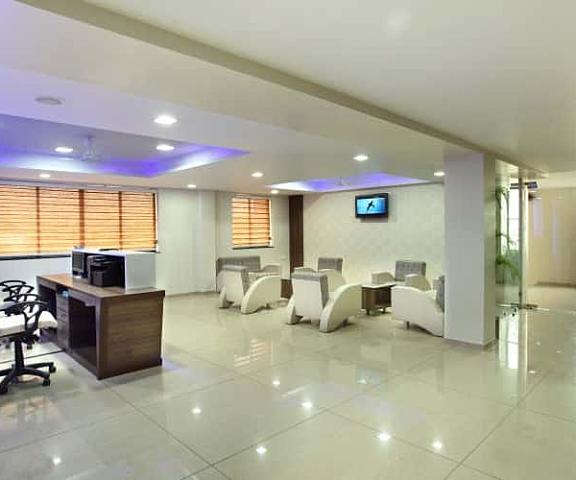 Hotel Classique Gujarat Rajkot Lobby